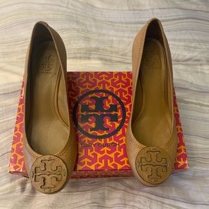 Tory Burch Tan Wedges